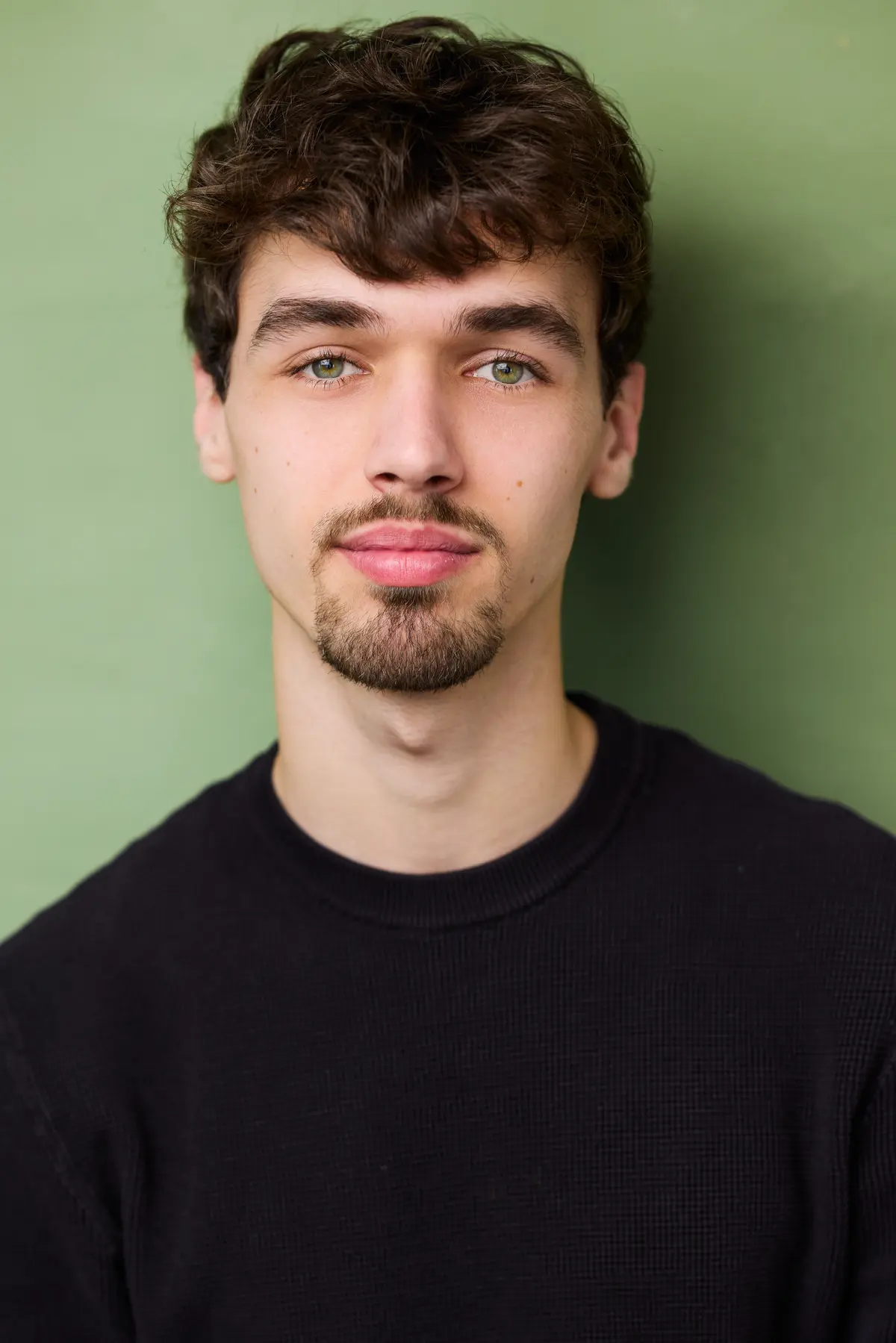 Actor headshot of Miki Grubic